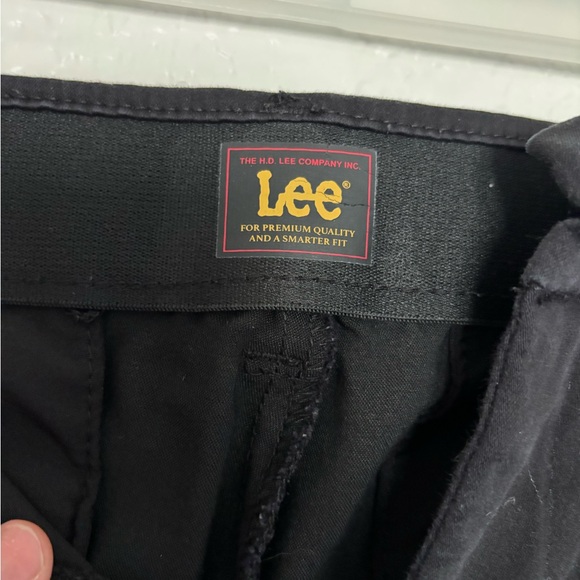 Lee Women's Elegant Black Dress Pants - Picture 2 of 6